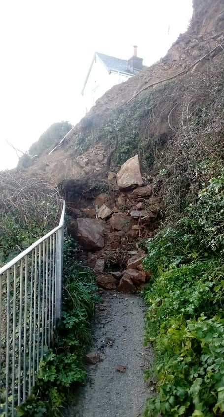 Kieron took a series of photographs after becoming trapped (Picture: Kieron English)