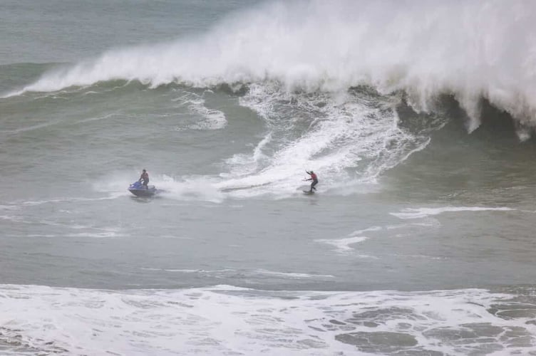 Rob Fowlie on a monster wave (Picture: Ollie Bignall)