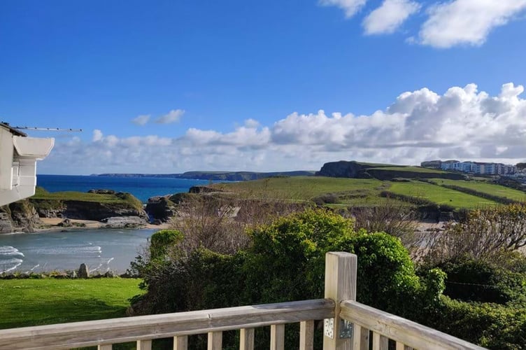 The site overlooks Porth Beach