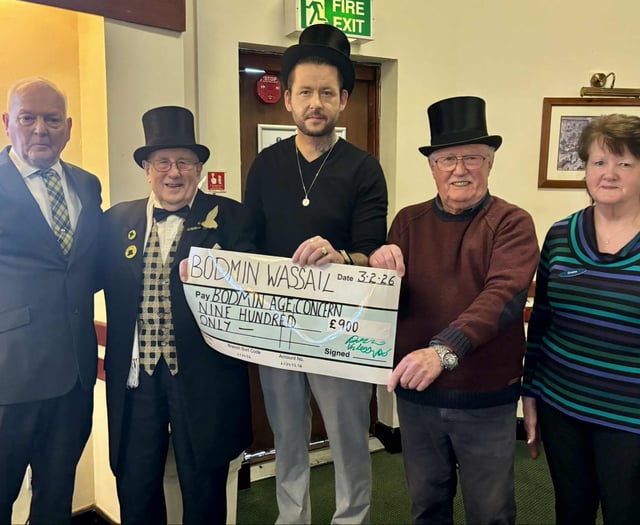 Bodmin Age Concern presented with cheque after Wassail donation