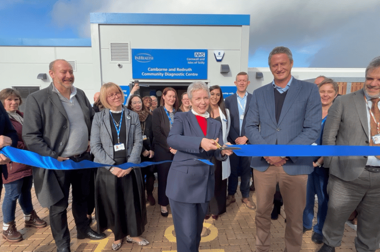 Karyn Smith MP cuts the ribbon at Camborne and Redruth Community Diagnostic Centre