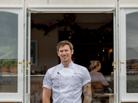 Celebrity chef awarded Michelin star for new restaurant