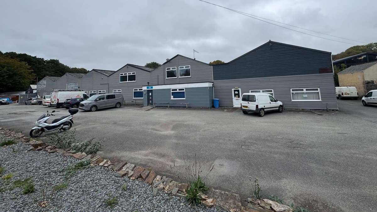 Fierce bidding war for commercial hub