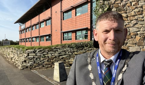 Resignation of “untouchable” schools trust boss is the “best news”