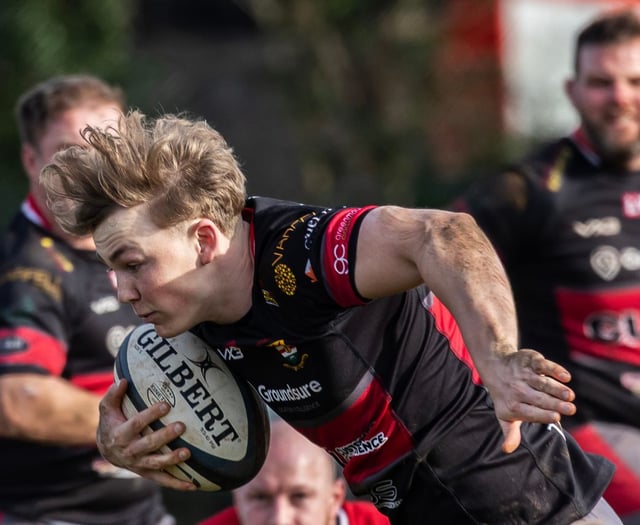 Leaders Camborne extend advantage as Luctonians lose at Barum