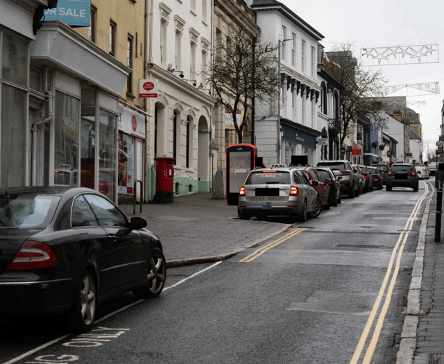 Controversial 'ad screens' applied for in Bodmin