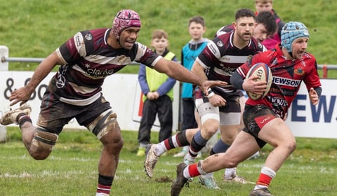 Putt sinks Reds with last-gasp penalty