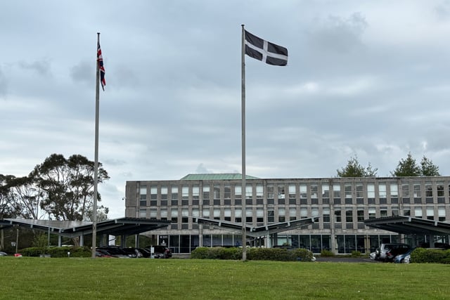 Cornwall Council bids to decarbonise its headquarters 