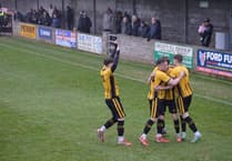 Hird's late leveller gives Torpoint crucial point in title race