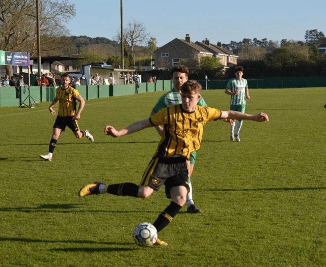 Damerell at the death as Torpoint snatch all three points