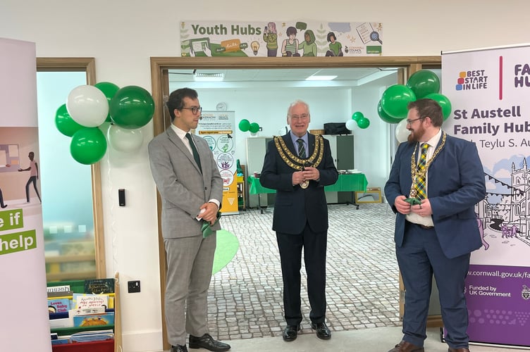 The Mayor of St Austell, Cllr Colin Hamilton, cut the ribbon to officially open the town’s hub.