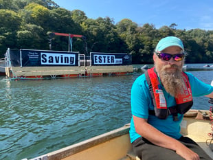 Oyster fishery claims closure 
amid rent row