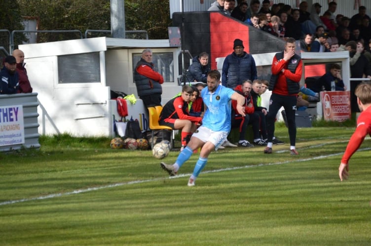 Dave Barker, Torpoint Athletic.