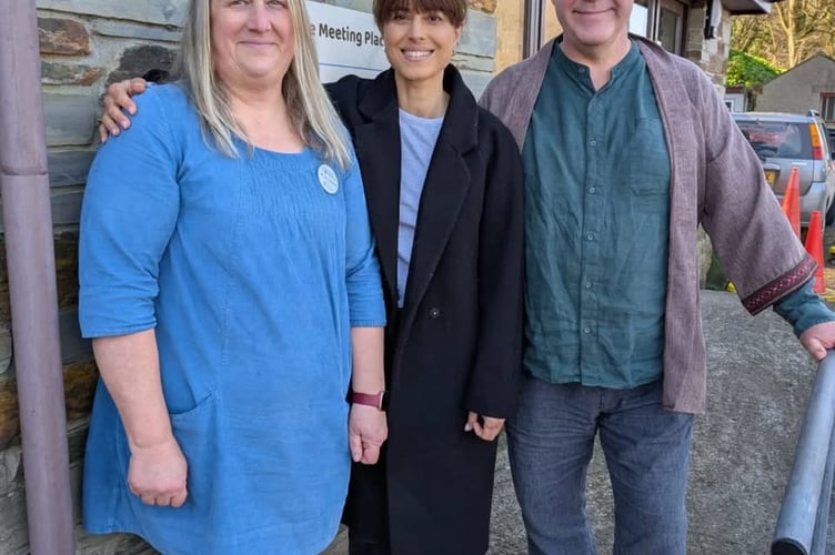 Beyond Paradise star Zahra Ahmadi (centre) alongside Sara and Barney Barron of Boundless