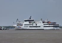 Scillonian IV ferry makes a splash