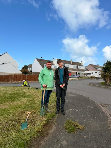 Mayor Cllr Drew Creek with a young volunteer during the LoveTreloggan event