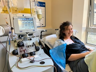 Donated plasma restores mother's sight 