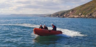 Four pulled to safety in RNLI lifeguard rescue