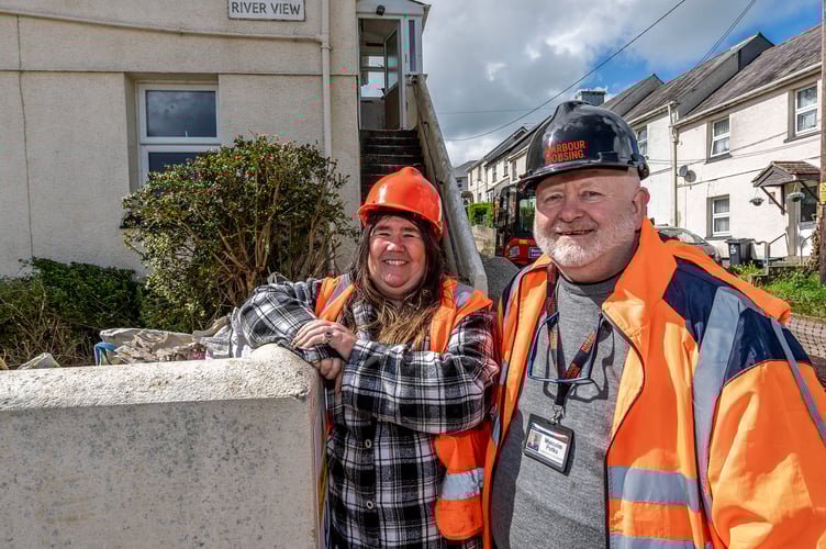 Pictured outside one of the empty properties in River View are neighbour Sharon Stone and Malcolm Putko, Group Operations Director of Harbour Housing (Picture: Paul Williams)