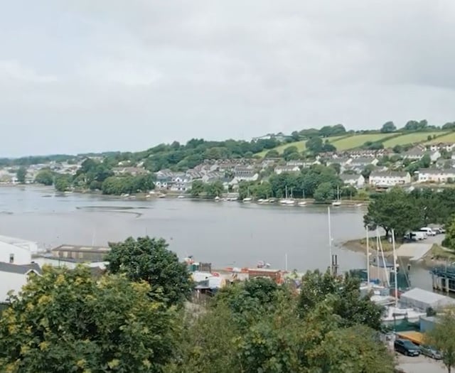 Bridge plan for city must proceed despite safety fears