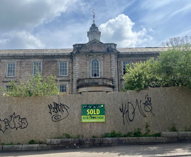 Old County Hall sold for renovation