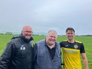Blind groundhopper visits Looe for his 1,904th football match