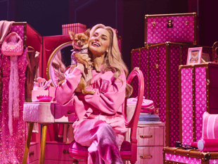 Review: Legally Blonde at Hall for Cornwall