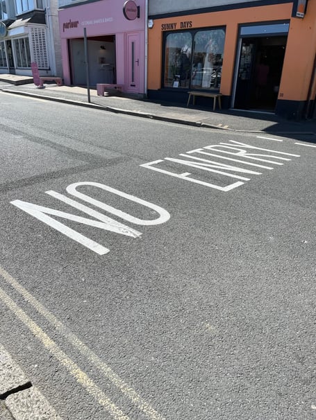 The no entry sign has been repainted in Fore Street (Picture: Newquay BID)