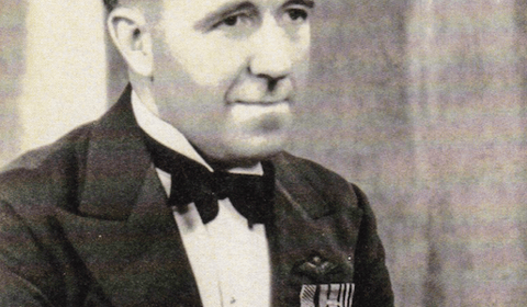 Hundreds attend funeral of WWII bomber pilot