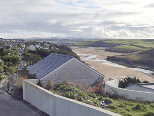Plans proposed to redevelop property overlooking estuary