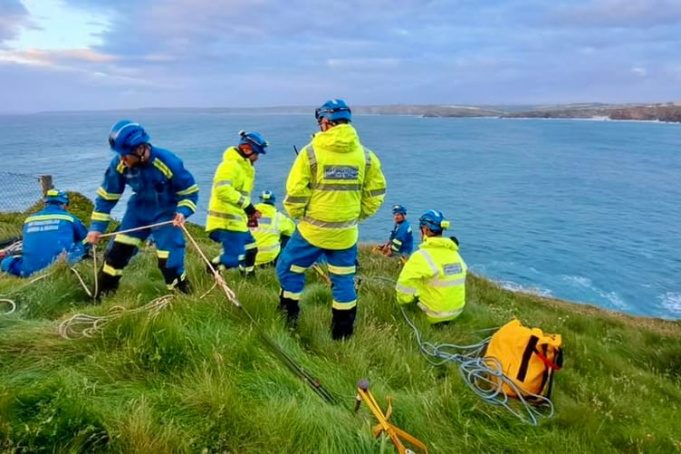 Coastguards rigged for a technical rescue with the lifeboats standing by (Picture: Newquay Coastguard Search and Rescue Team)