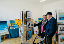 Popular arts festival makes vibrant start