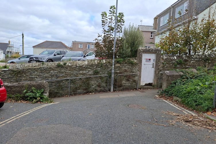 The community objected to the application, citing the loss of part of the historic boundary wall of church path and concerns that vehicles crossing the public footpath to Ennors Road would harm the neighbourhood