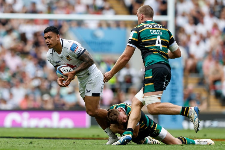 Exeter Chiefs centre Len Ikitau tries to find a way through the Northampton Saints defence