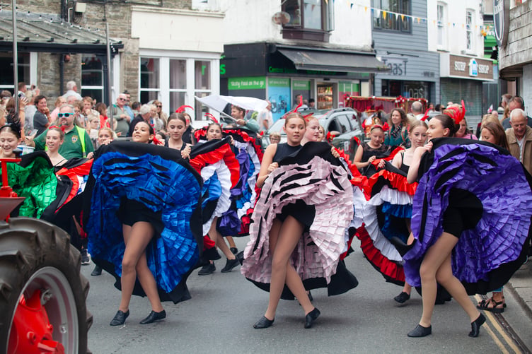 The carnival showcased 35 entries parading through the town (Pictures: Carolyn and Kelly Oakley/Images Photography)