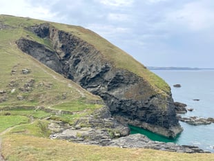 Spectacular cliff scenery to the east of Port Isaac