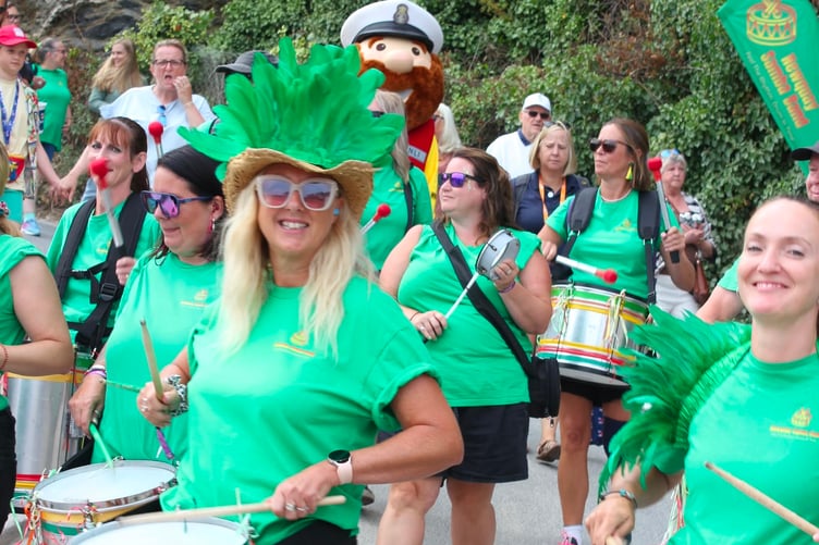Newquay Samba Band led the parade (Picture: Em Gallagher)