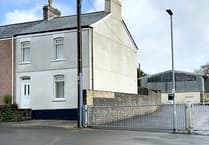Councillors opposed to streetlights being switched off overnight in St Austell