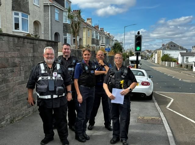 Saltash Police alongside Enforcement Officers from Cornwall Council out and about on North Road