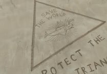 Cornish artists create sand murals protest