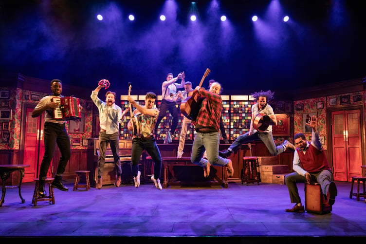 The cast of multi-instrumentalist singers perform powerful, reimagined covers of well-known pop and rock songs (Picture: MarkSenior)