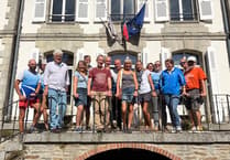 Harriers deepen links with Liskeard twin town