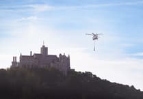 Royal Navy airlifts historic cannons from St Michael’s Mount