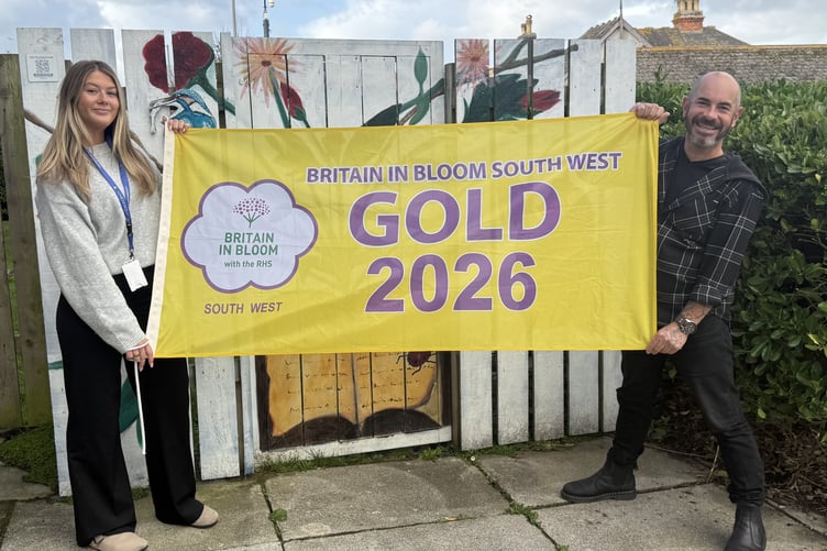 Newquay BID with its award